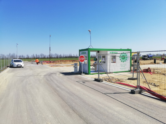 VEHICLE ENTRANCE